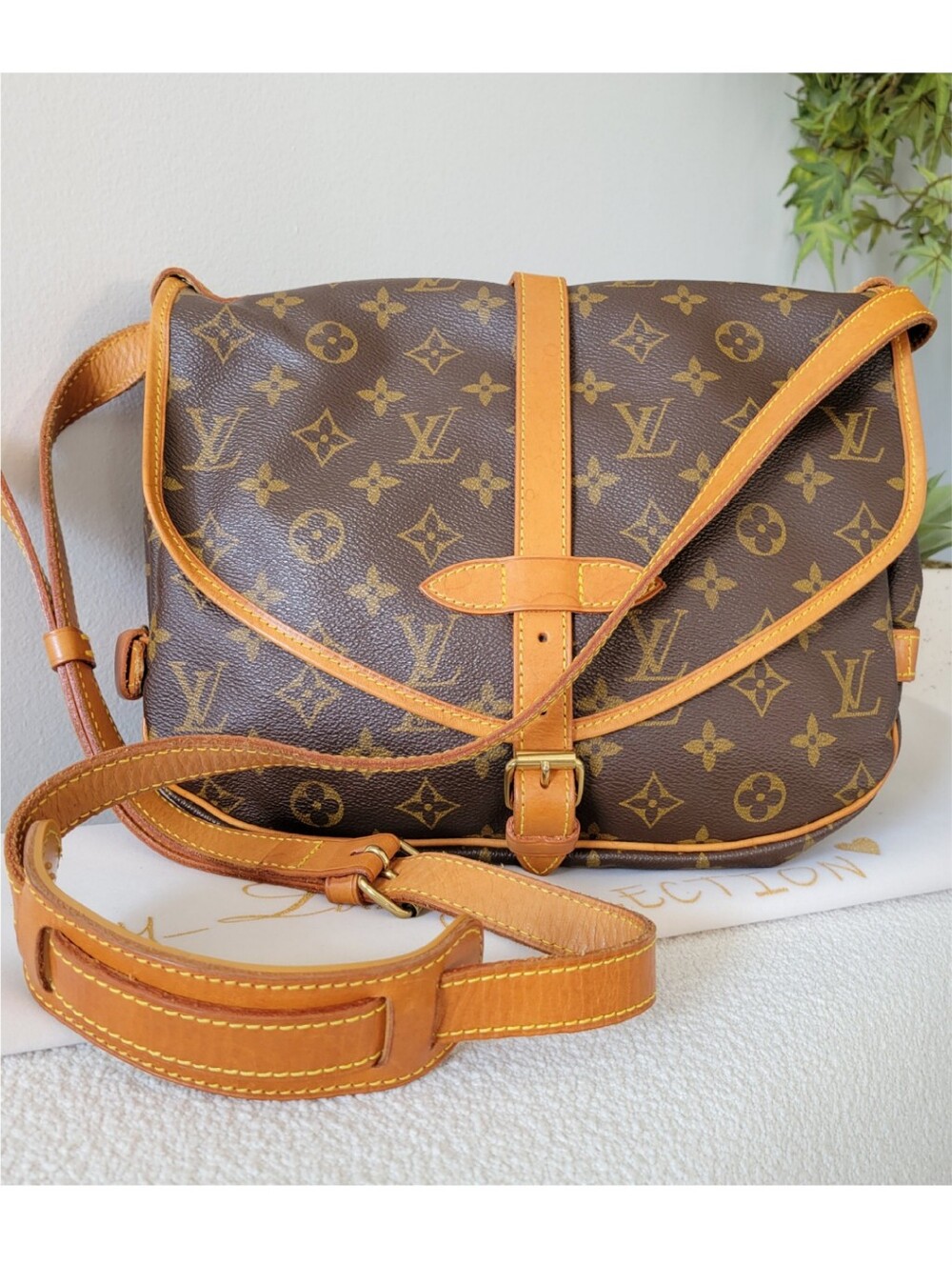 💕Louis Vuitton Crossbody Messenger Bag - Saumur 30 Monogram